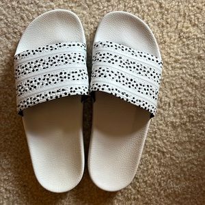 Women’s Adidas Adilette Slides Sandals Size 9 White/Black Polka Dot Flip Flops